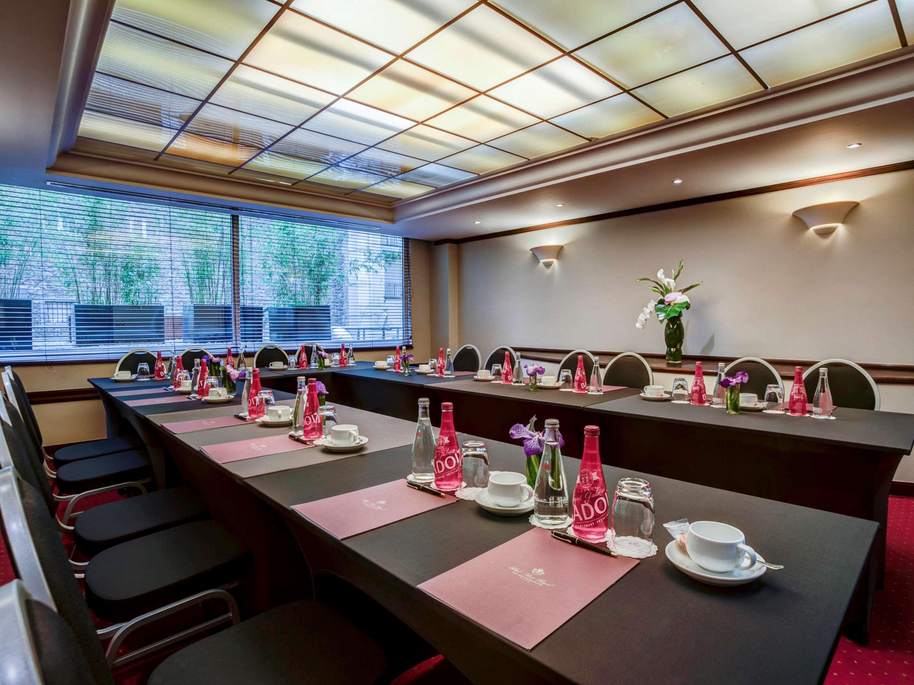호텔 퐁 로얄 파리 외부 사진 Meeting room
