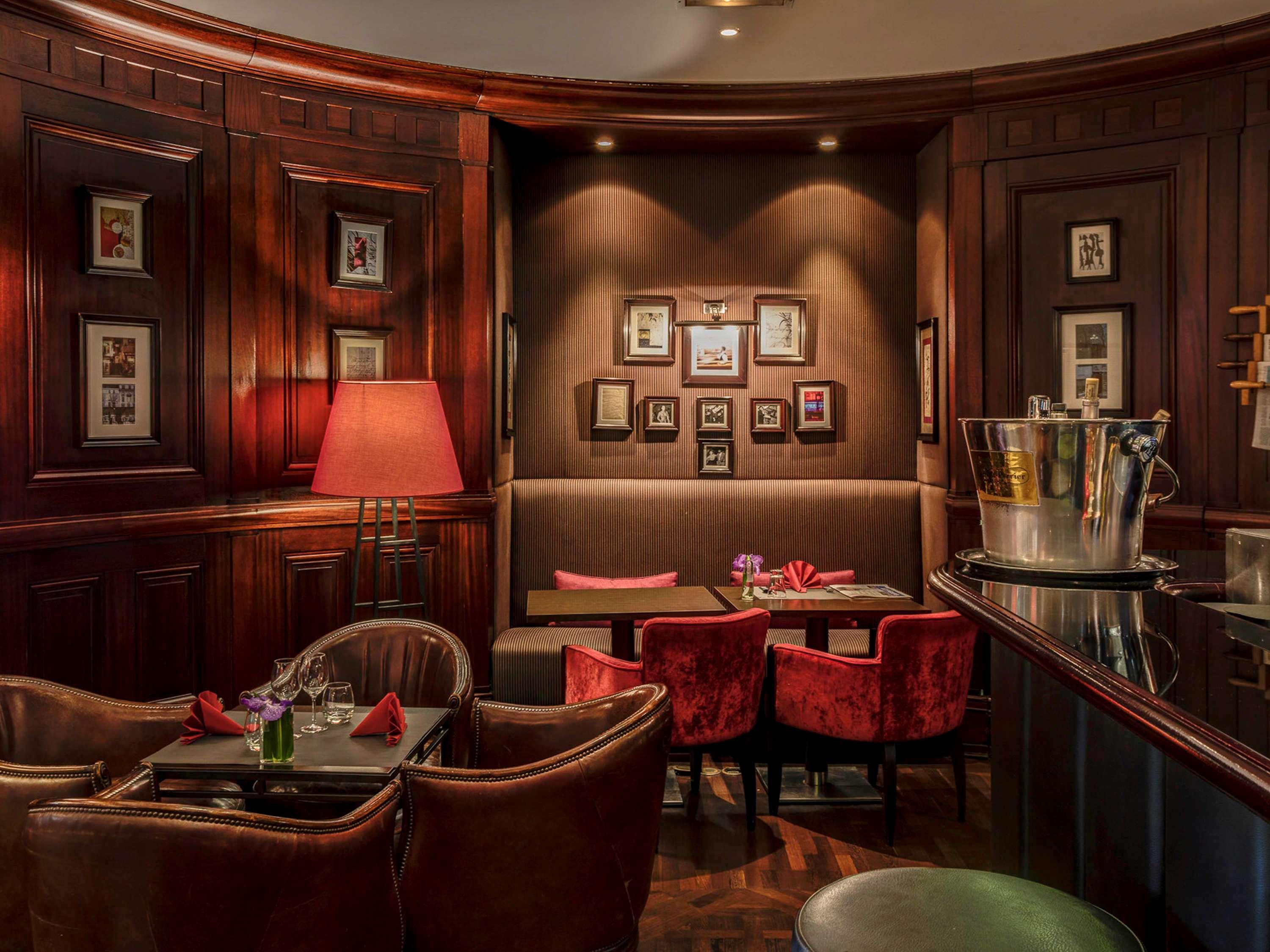 호텔 퐁 로얄 파리 외부 사진 The bar at the Ritz