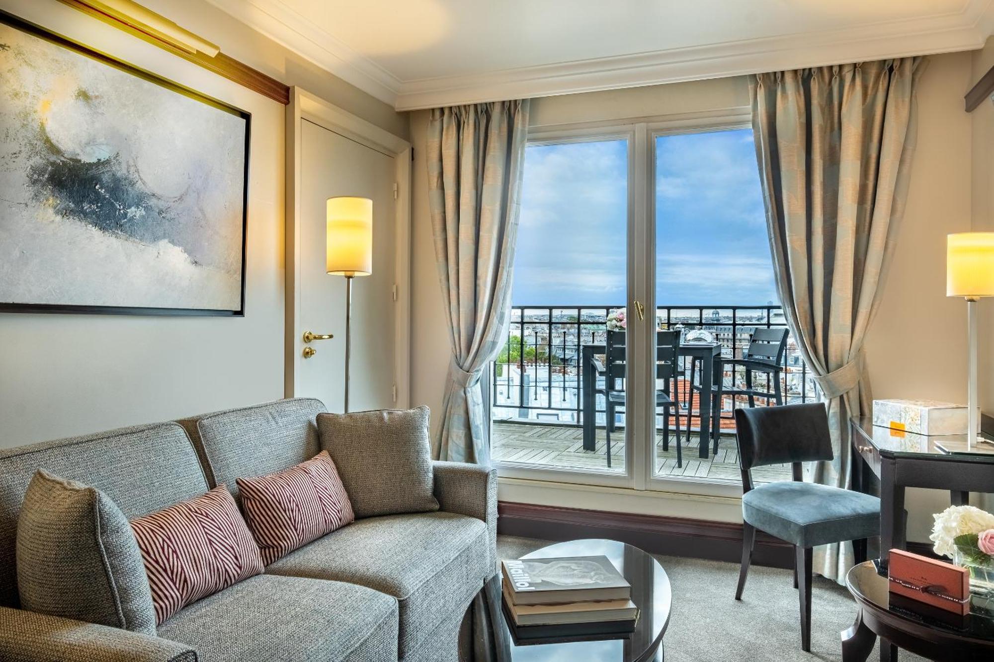 호텔 퐁 로얄 파리 외부 사진 A suite at the hotel